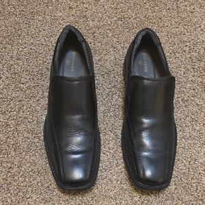Black Dockers Dress Shoes